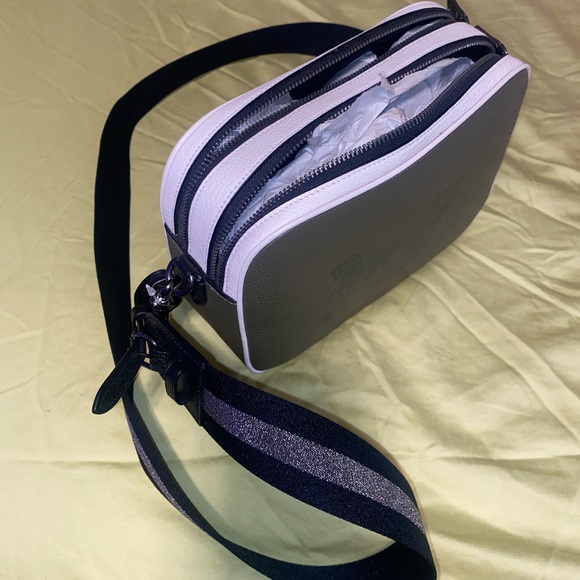 Coach Olive Belt Bag with Black Strap - Picture 3 of 3